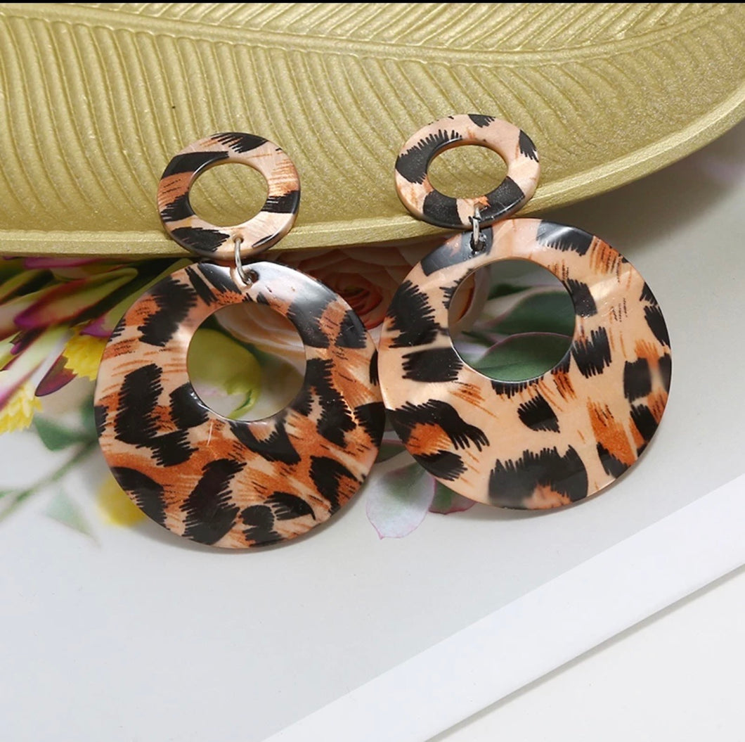 Animal Print Shell Drop Earrings