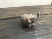 Load image into Gallery viewer, Charming baby elephant incense holders
